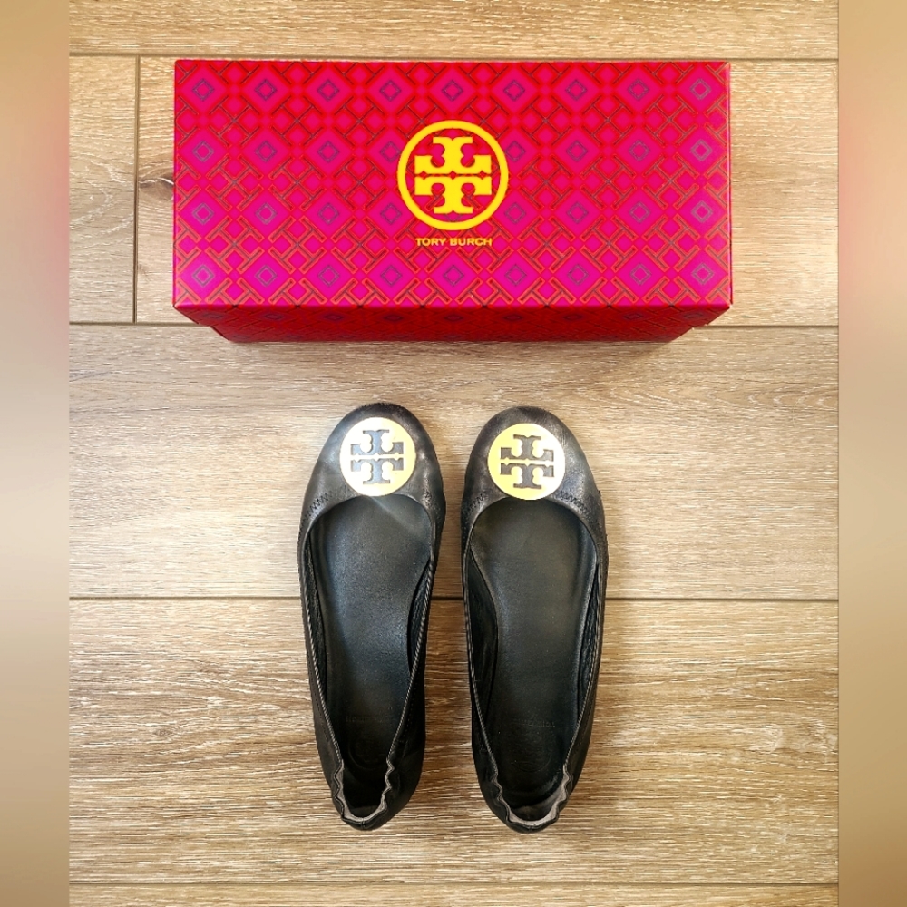 Tory Burch black ballet flats size 8.5